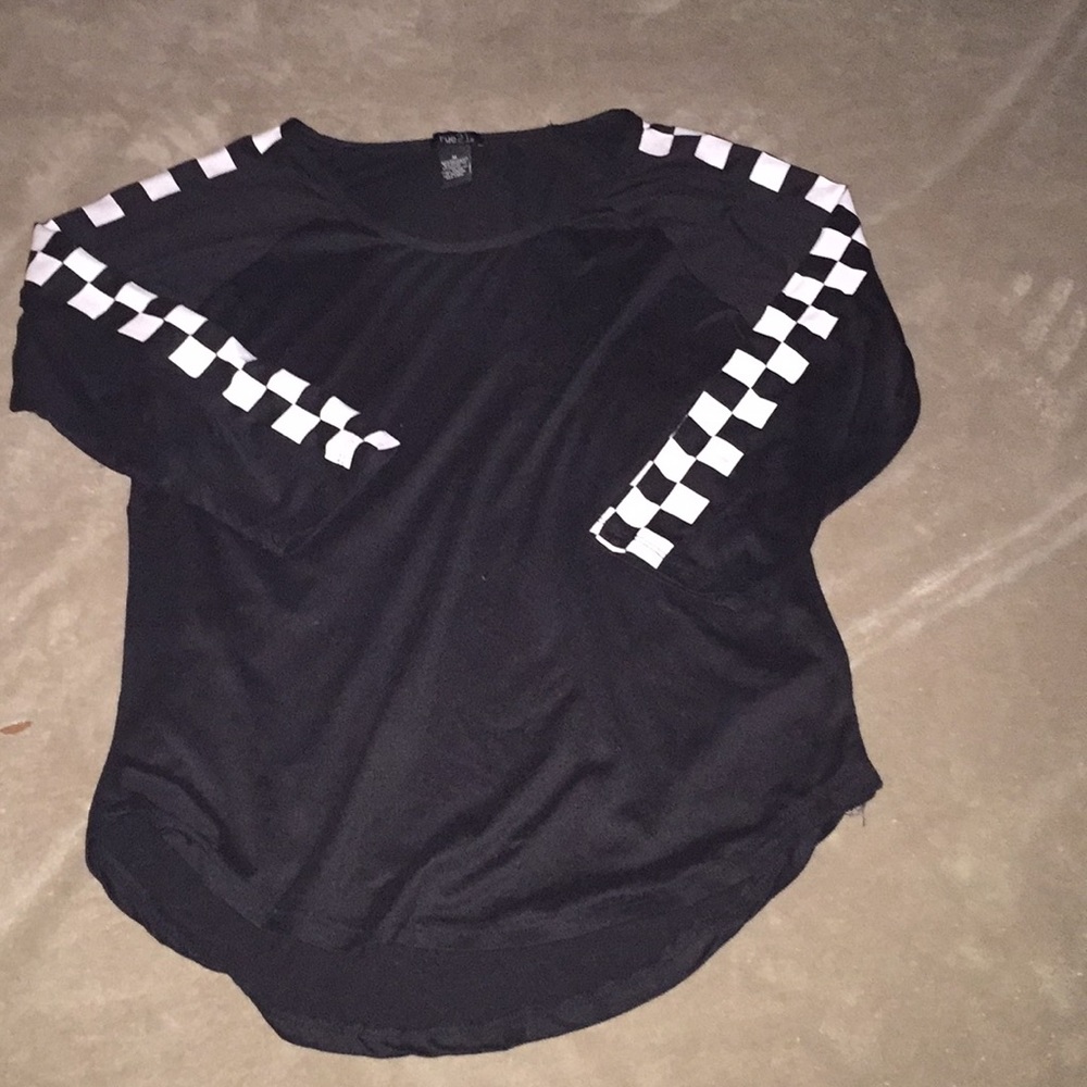 Long sleeved shirt